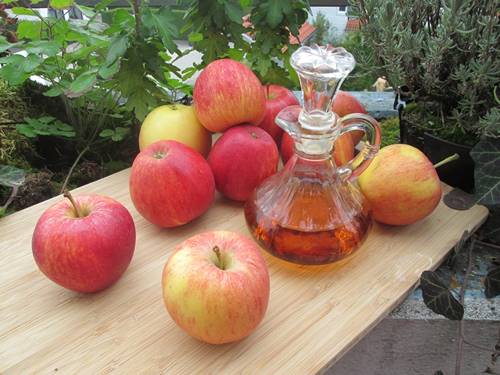 propiedades del vinagre de manzana para aclarar las axilas